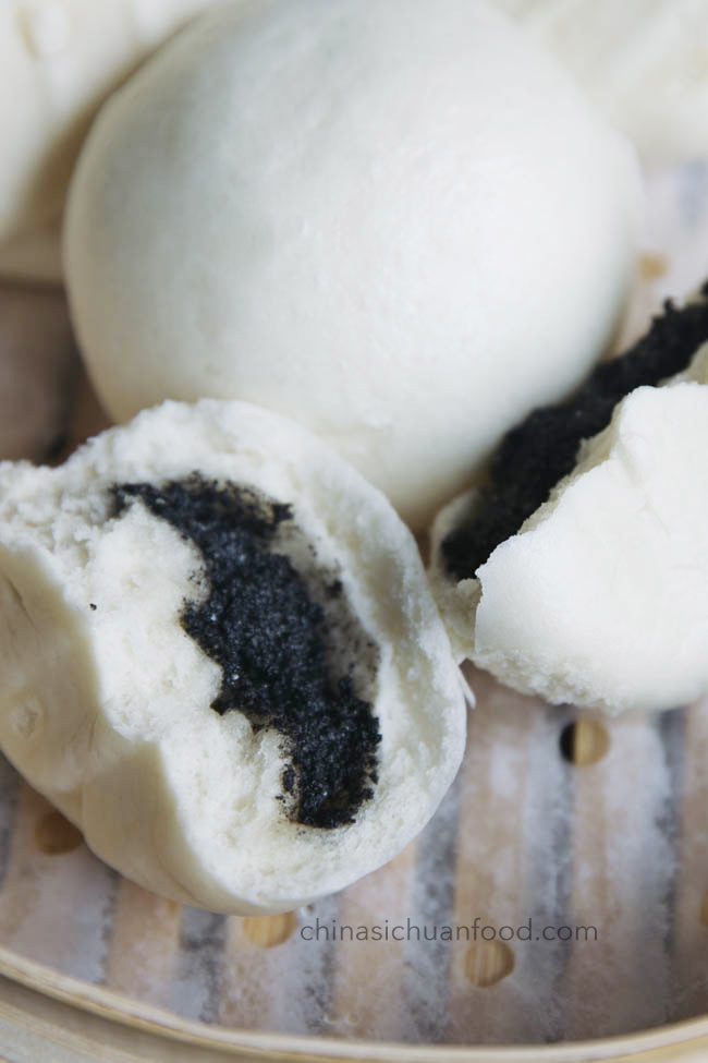 Black Sesame Buns