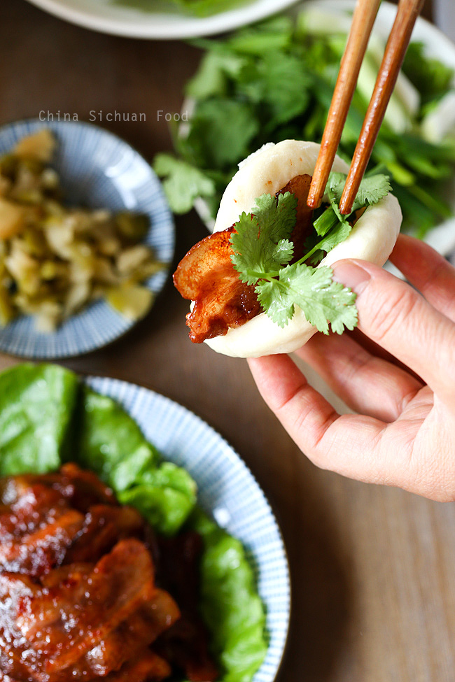 Hoisin Pork with Steamed Buns (Gua Bao)
