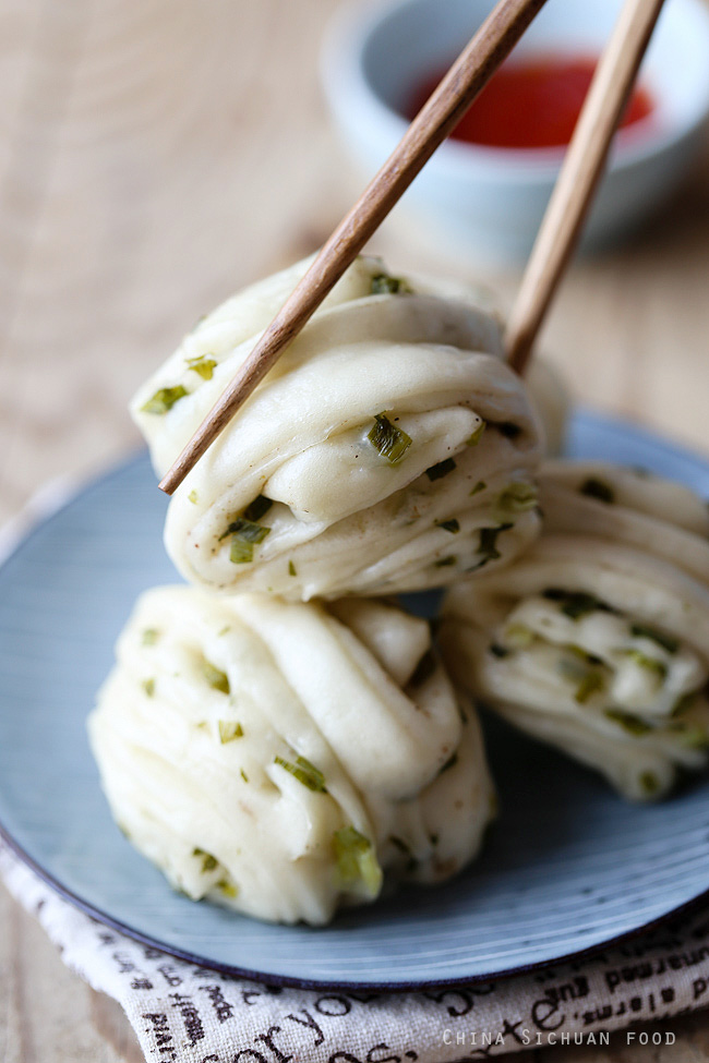 Steamed Scallion Buns-Hua Juan