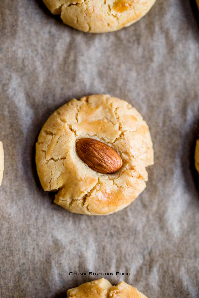 Chinese Almond Cookie