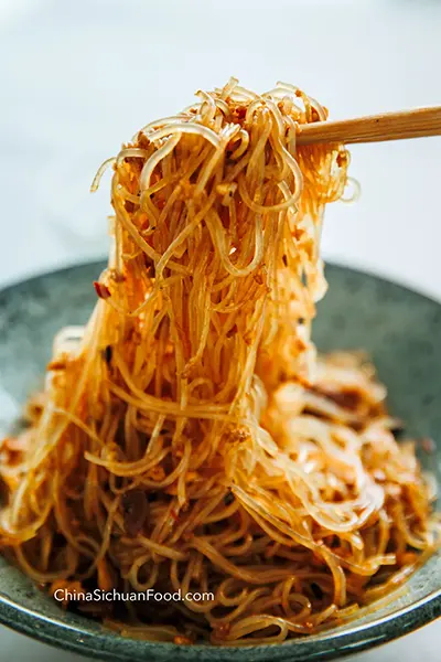 Ants Climbing a Tree-Cellophane Noodles Stir Fry