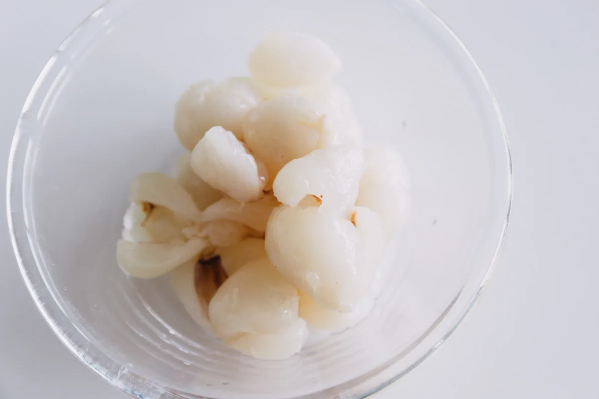 lychee bubble milk tea | chinasichuanfood.com
